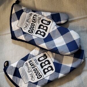 Oven‎ Mitts